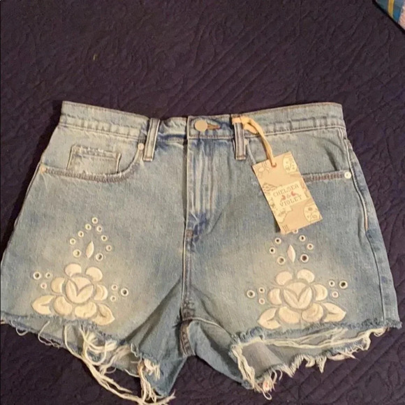 Chelsea & Violet Frayed Blue Jean Cutoff Shorts - Picture 10 of 10